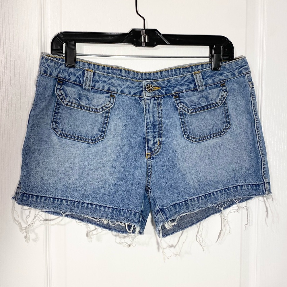 90s Y2K Mavi Distressed Jean Shorts Front Flap Pockets Vintage Size 10 35” Waist